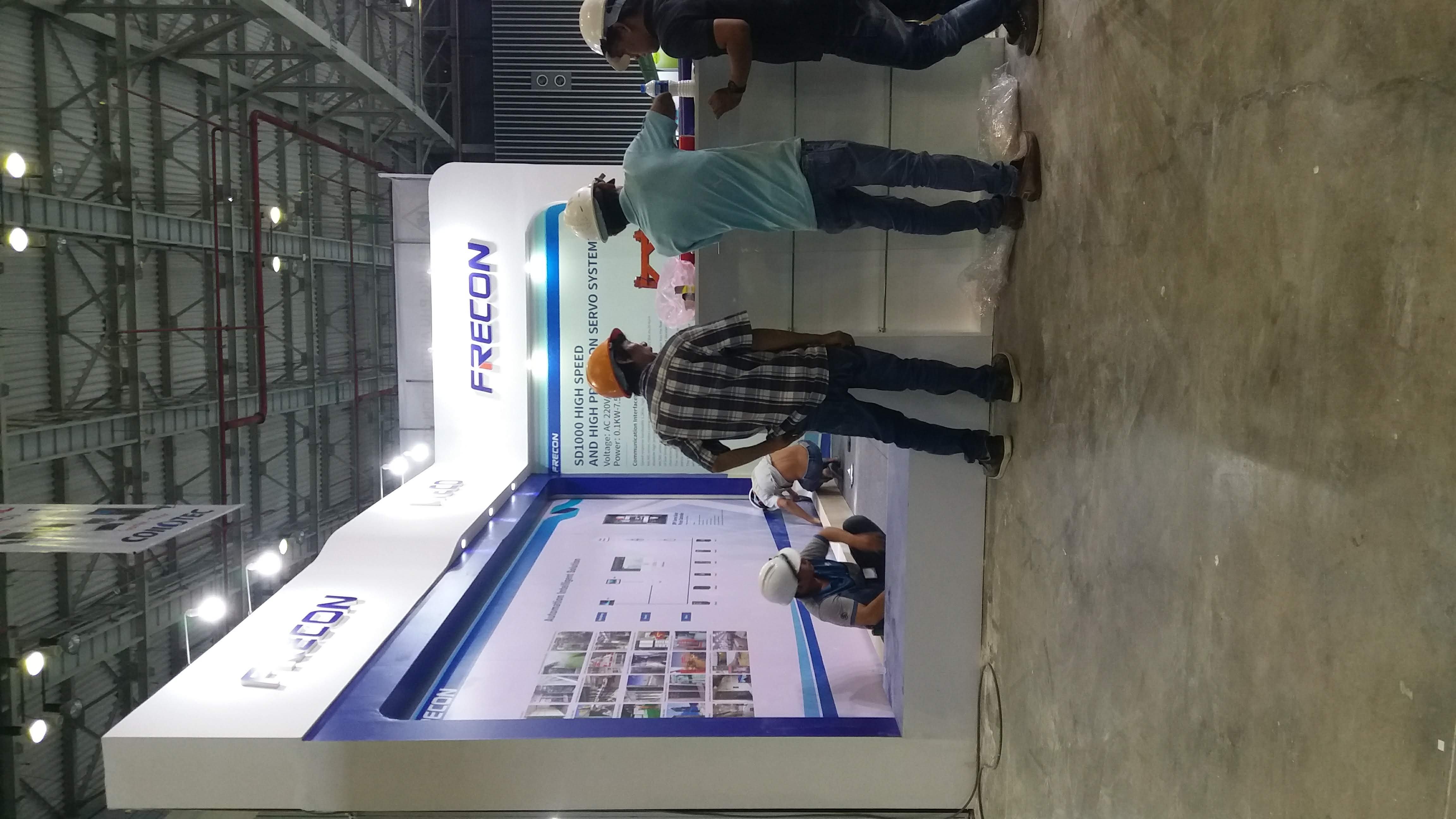 Thi công gian hàng triểm lãm tại Đà Nẵng.-1